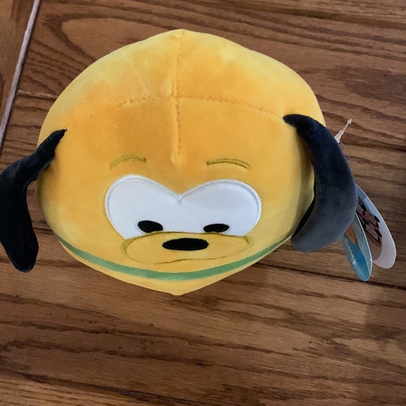 Disney's Pluto Squishmallow - Picture 8 of 8